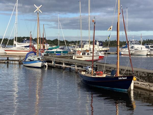 DB97DA81-25B0-4DBC-93D5-90FF0B2495B7